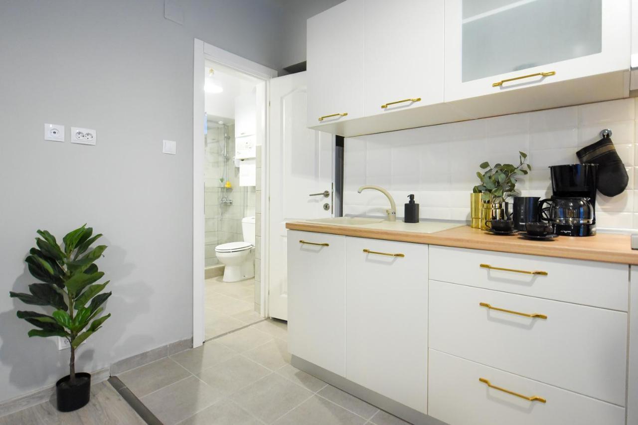 Urban Adventure For Two Apartment Bucharest Exterior photo